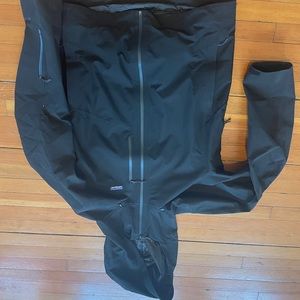 BRAND NEW - Men’s Patagonia Ski Shell Jacket L